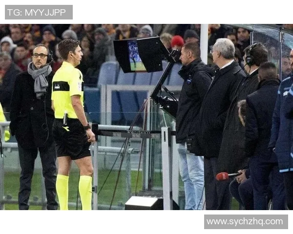 足球球星摔倒瞬间引发热议 网友调侃并争论裁判判罚是否公正